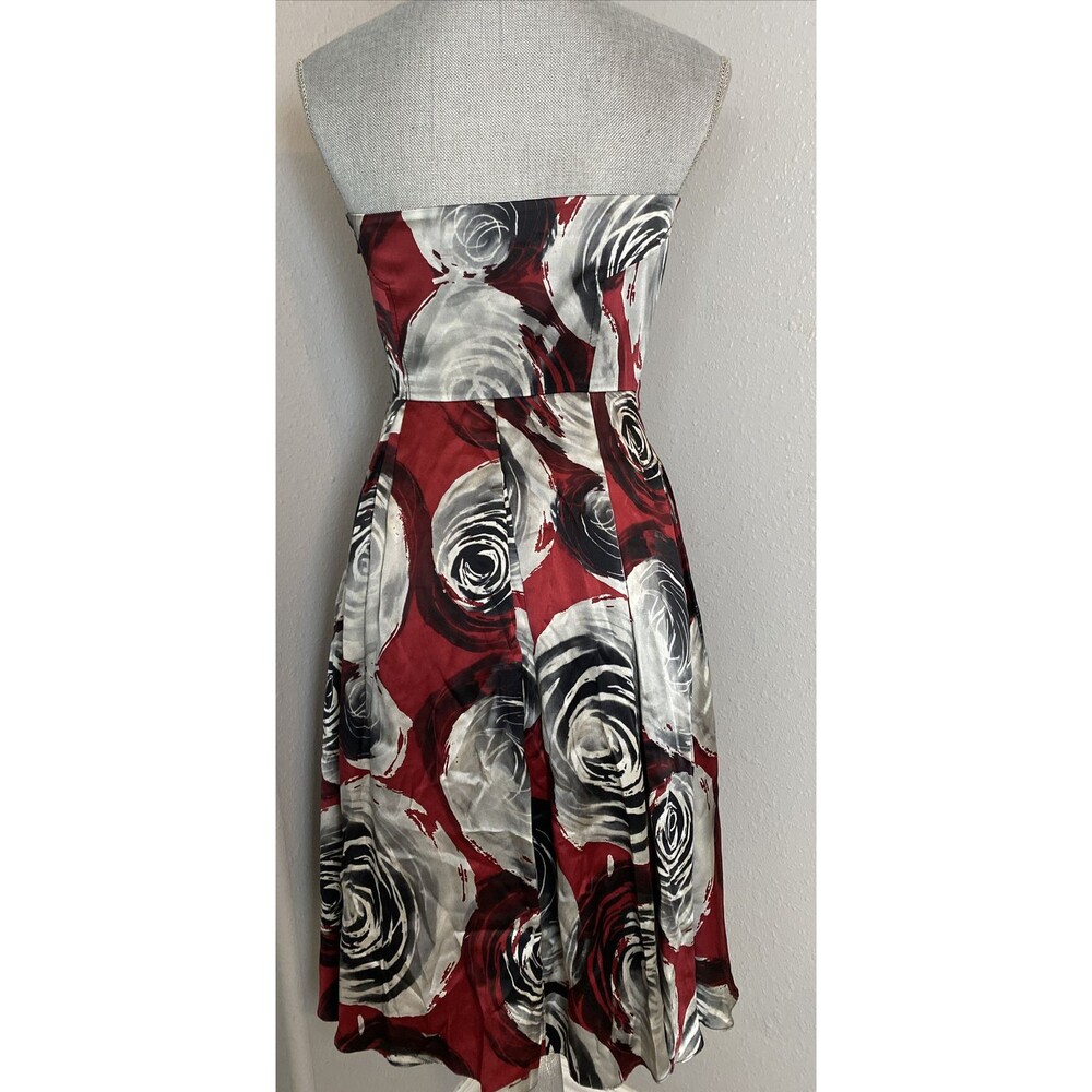 Laundry by Shelli Segal Dress Strapless with pleats red black silver Roses 2 - Picture 5 of 12